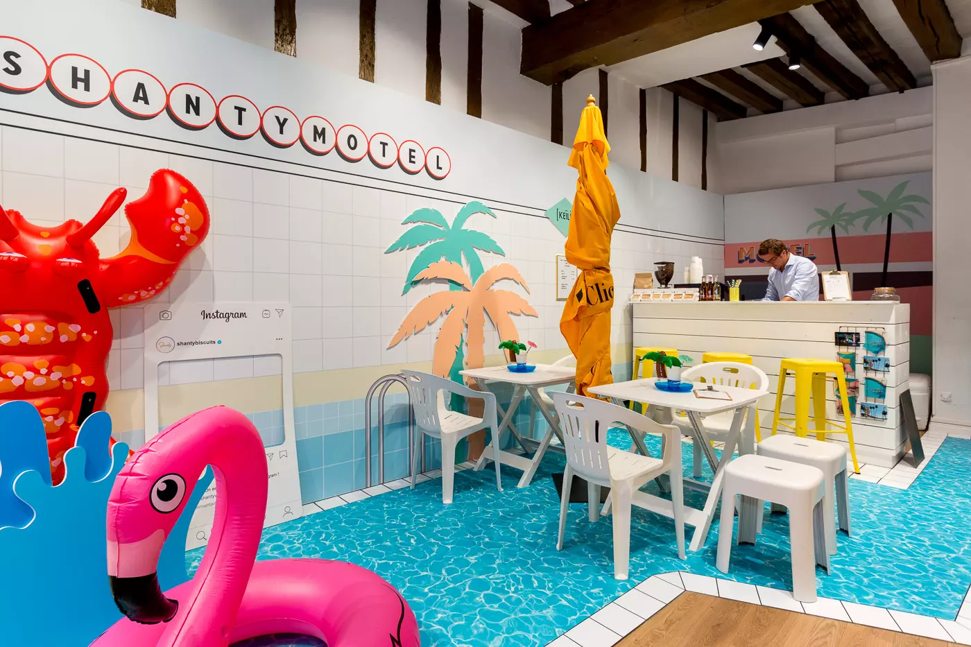 shanty-motel-pop-up-store-piscine