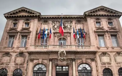 Communication municipale : comment garantir que chaque habitant reçoit vos informations en 2026 ?